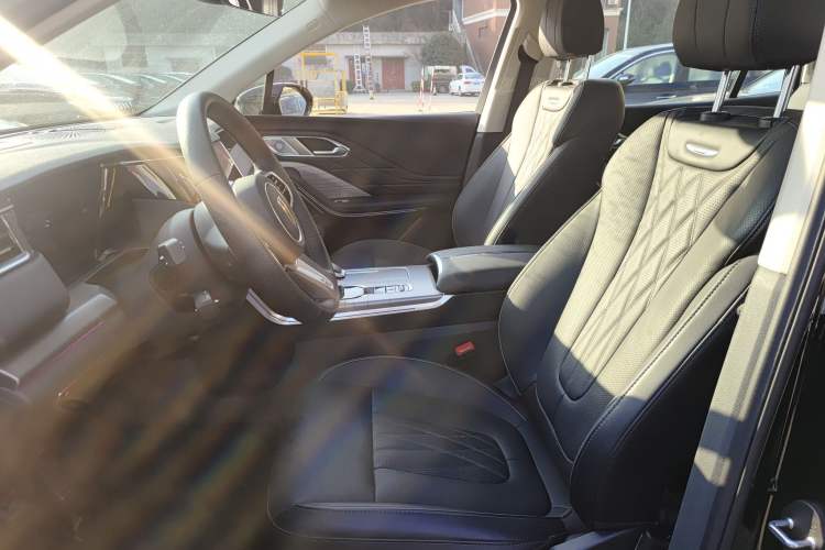 Used Hongqi HS7 PHEV 2024 2.0T PHEV Four-Wheel Drive Flagship Edition 6 Seats
