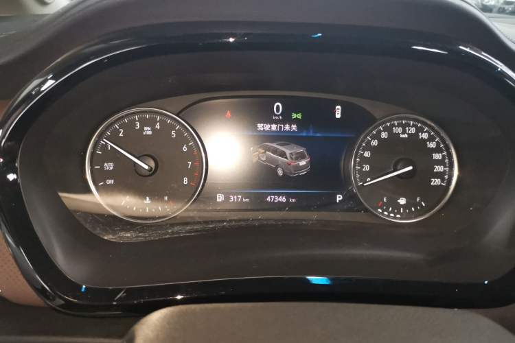 Used Buick GL8 2021 Land Cruiser Executive Class 652T Luxury Model
