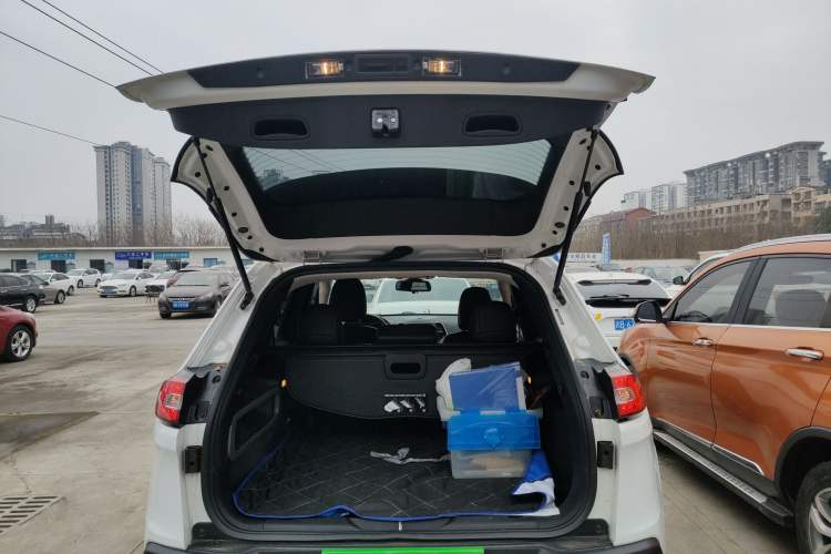 Used  Cherokee 2016 2.4L 75th Anniversary Edition
