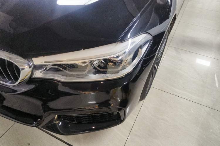 Used BMW 5 Series 2020 530Li Leading Model M Sport Package