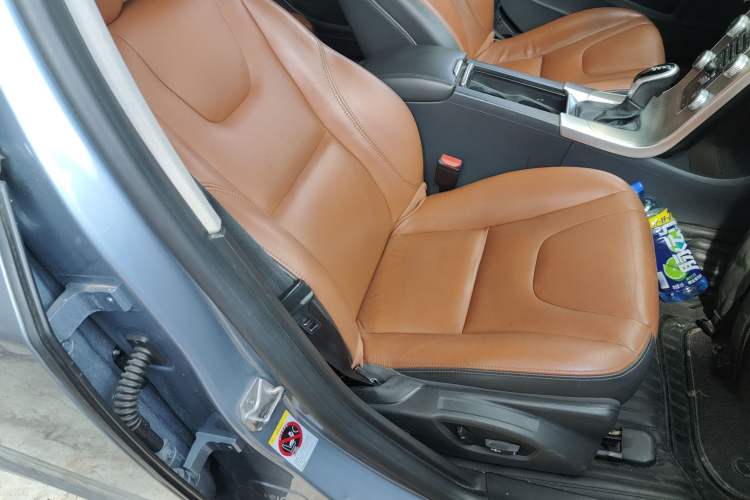 Used Volvo S60 2018 S60L T3 Smart Upgrade Edition
