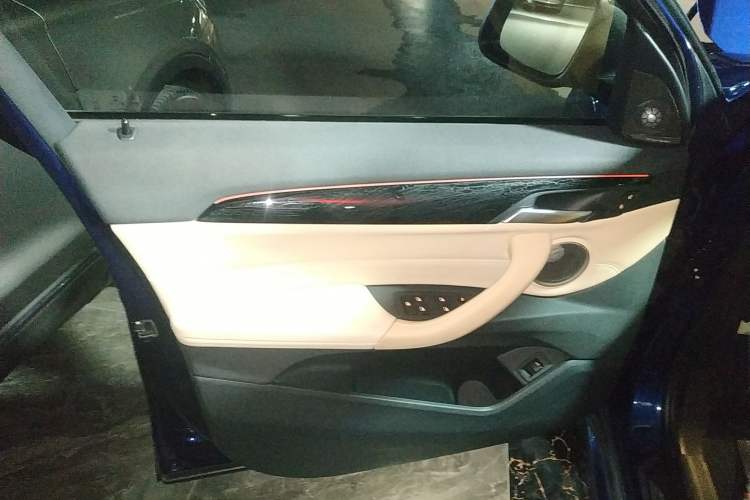 Used BMW X1 2016 sDrive20Li Luxury Model
