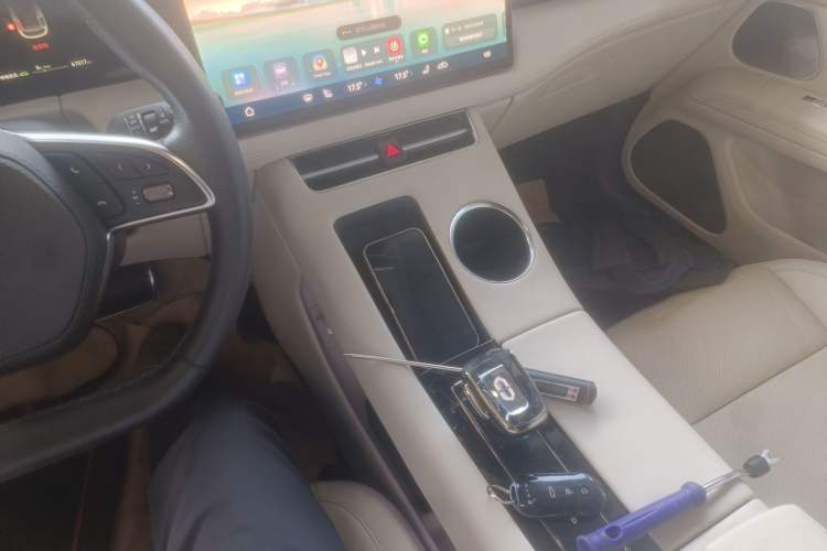 Used Hima AITO M5 2022 Extended-Range Four-Wheel Drive Flagship Edition
