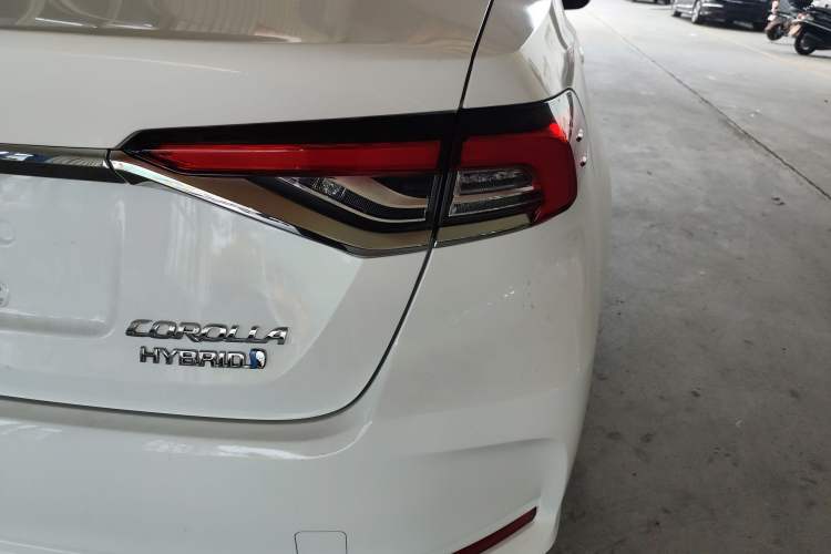 Used Toyota Corolla 2022 Dual-Motor 1.8L E-CVT Pioneer Edition