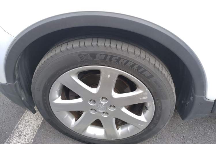 Used Buick Encore 2015 1.4T Automatic Two-Wheel Drive Urban Elite Version