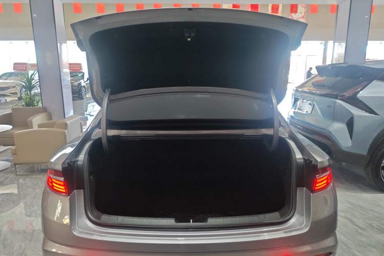 Used Geely Auto Preface 2021 Revised Version 2.0TD Luxury Edition
