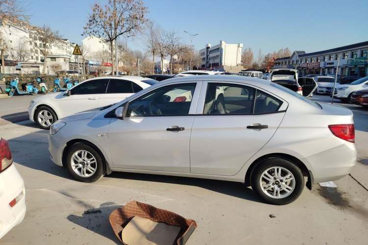 Used Chevrolet Sail 2015 Sail 3 1.3L Manual Warm Edition