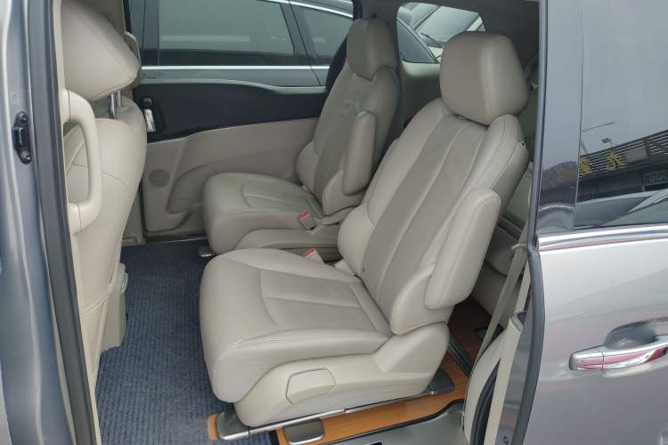 Used Buick GL8 2018 28T Luxury Model China VI Standard
