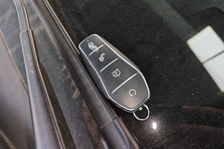 Used BYD Han L 2025 DM-p Four-Wheel-Drive LiDAR Flagship Model
