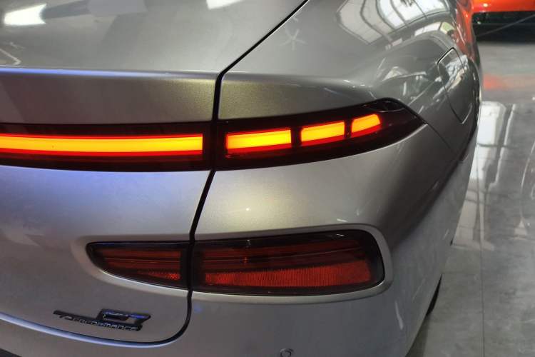 Used XPeng P7 2023 P7i 610 Max Performance Edition
