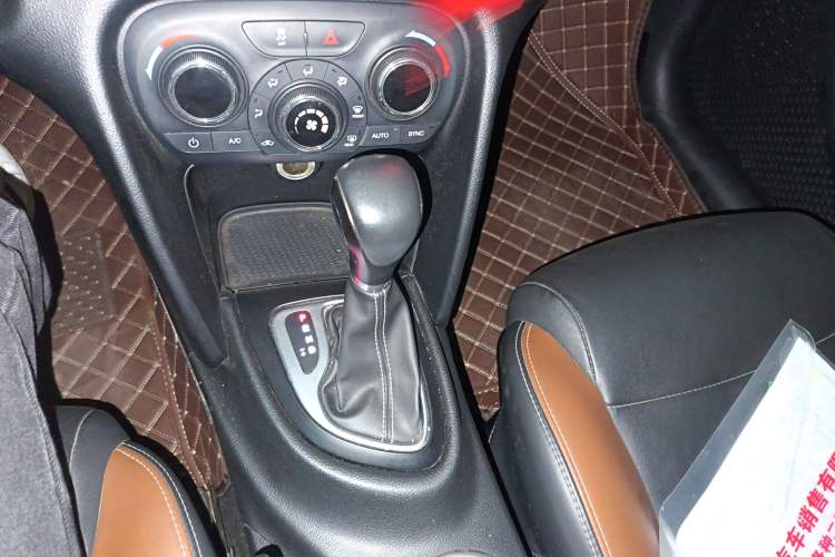 Used Fiat Viaggio 2015 1.4T Automatic Jingxiang Edition
