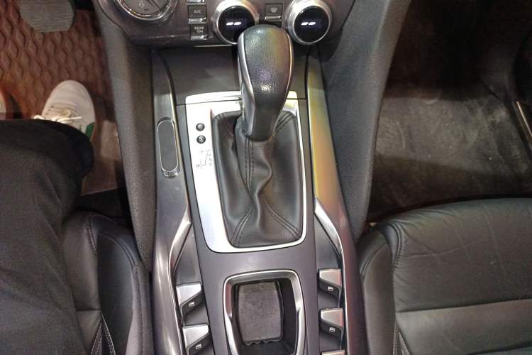 Used DS 5 2014 1.6T Luxury Edition THP160
