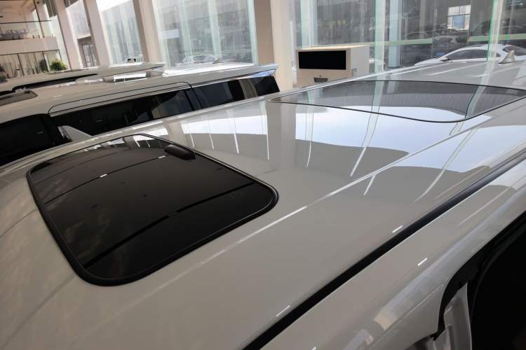 Used Toyota Alphard 2023 Dual-Motor 2.5L Premium Golden Edition