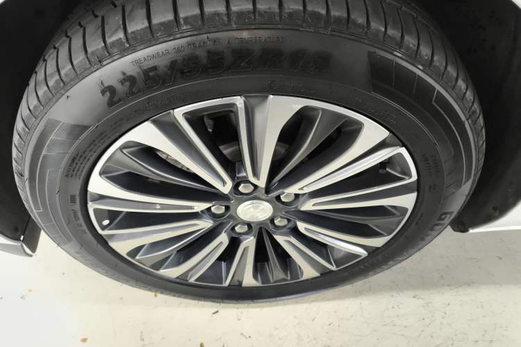 Used Buick GL8 2021 ES Land Cruiser 653T Flagship Model