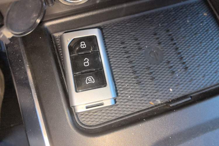 Used  T01 2024 2.0T Mechanic
