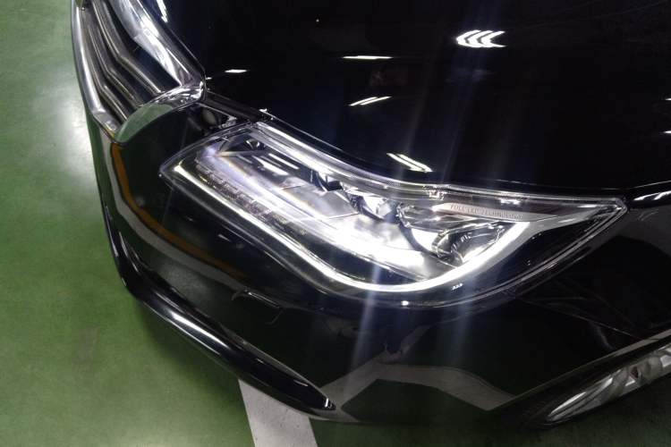 Used Roewe 950 2015 2.0T Luxury Executive Edition