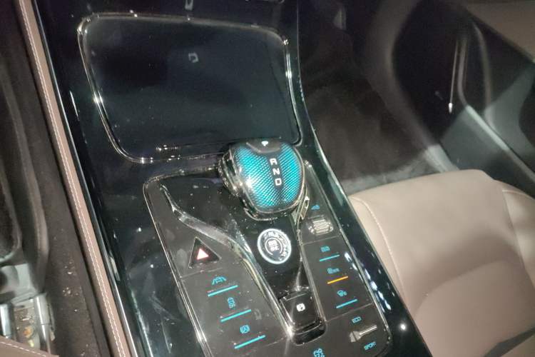 Used BYD Han 2020 EV Long-Range Luxury Model
