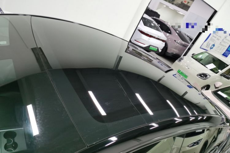 Used Tesla Model Y 2021 Long-Range All-Wheel-Drive Version
