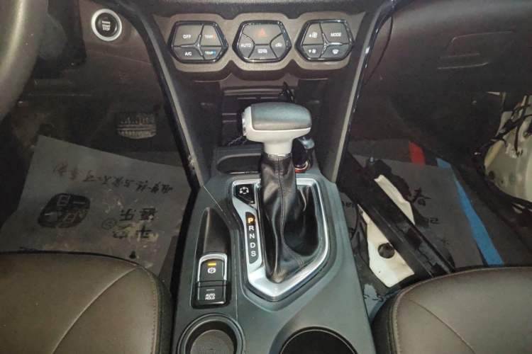 Used GAC Trumpchi GS4 2017 235T Automatic Two-Wheel Drive Luxury Smart Connectivity Version
