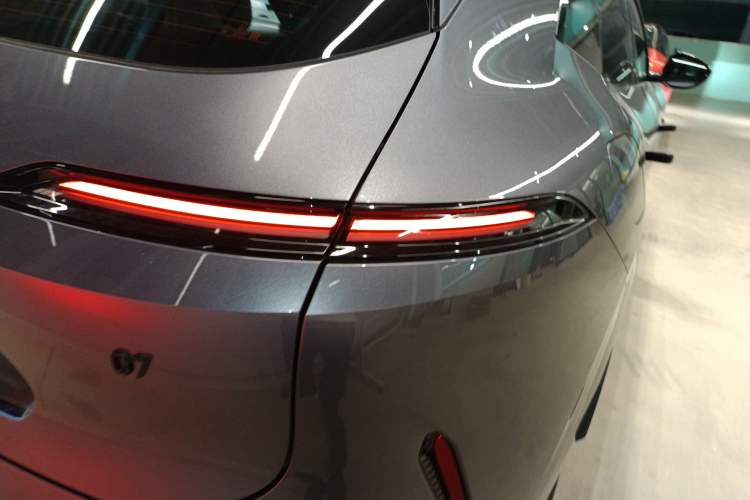 Used  07 2024 Max Extended-Range Edition
