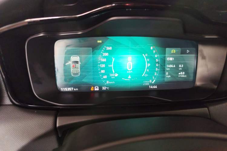 Used Lynk & Co 01 2019 2.0T Four-Wheel Drive Genie Pro Version China VI Standard
