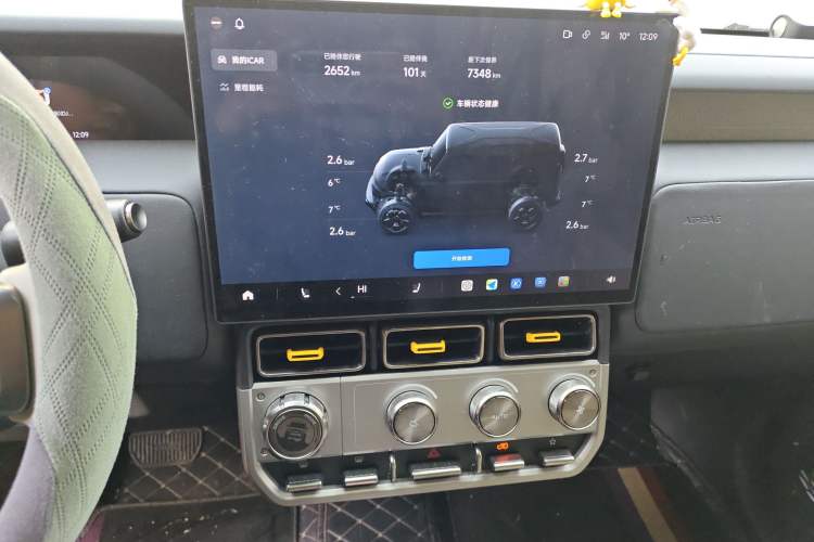 Used  V23 2026 Model 401 Two-Wheel Drive Super Sports Edition
