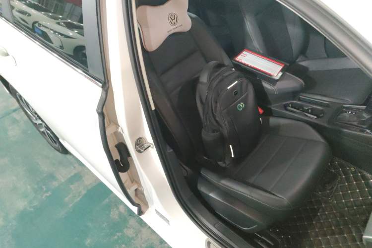 Used Volkswagen Lavida 2022 1.5L Automatic Comfort Edition
