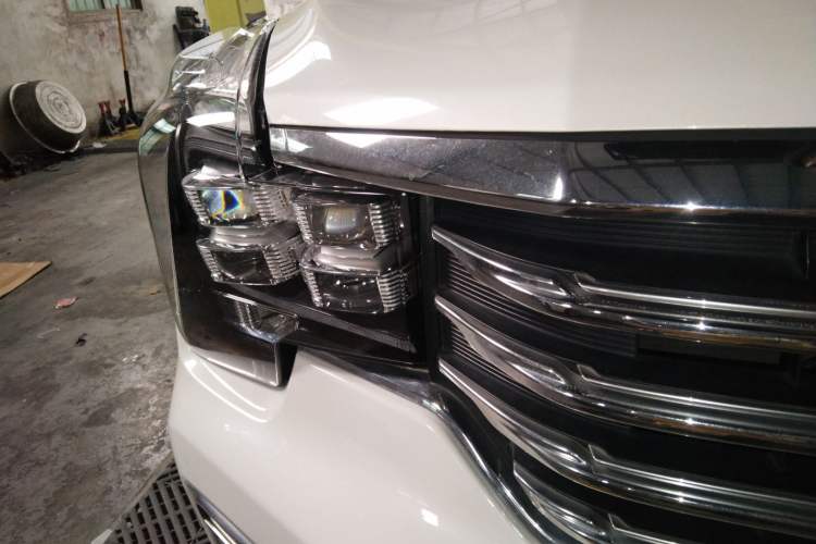 Used GAC Trumpchi GS8 2017 320T Two-Wheel Drive Luxury Smart Connectivity Version (7 Seats)
