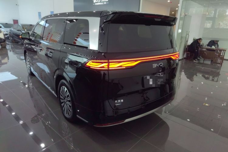 Used BYD Xia 2025 DM-i 1.5T 180km Beyond Edition