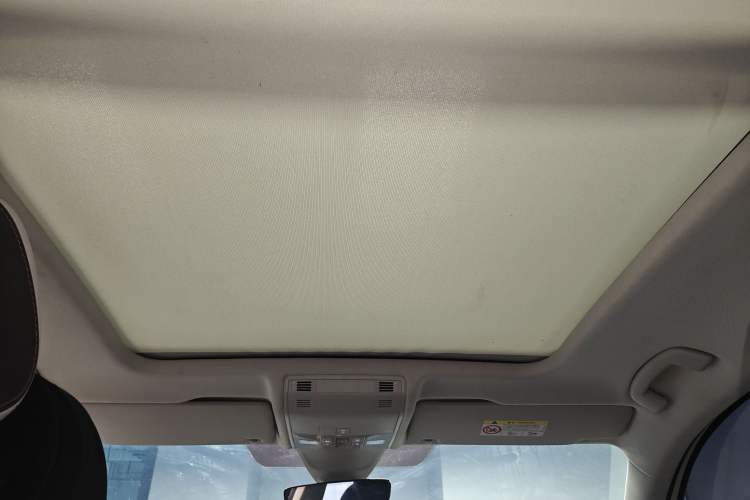 Used Volkswagen Tayron 2023 280TSI Two-Wheel-Drive Luxury Plus Advanced Version