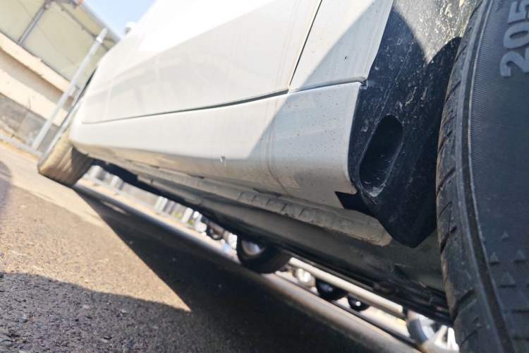 Used Roewe i5 2023 1.5L Manual Comfort Edition
