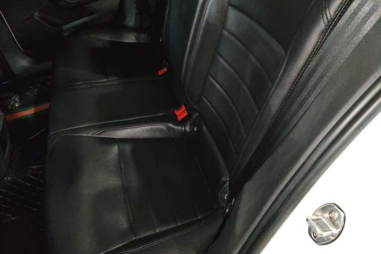 Used Volkswagen Lamando 2019 230TSI DSG Fashion Edition China VI
