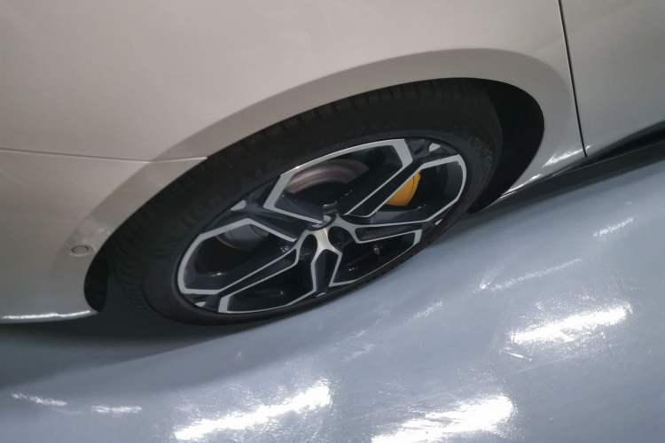 Used  SU7 2024 Four-Wheel Drive Ultra-Long Range Advanced Intelligent Driving Max Edition
