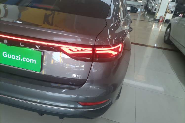 Used Geely Auto Emgrand 2023 4th Generation Champion Edition 1.5L CVT Prestige Model
