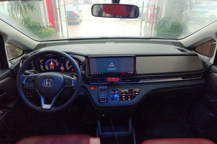 Used Honda Odyssey 2024 2.0L eHEV Sharp & Enjoy Edition