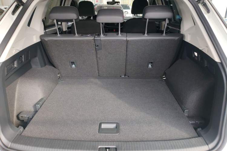 Used Volkswagen Tayron 2022 280TSI Two-Wheel Drive Luxury Smart Connectivity Version
