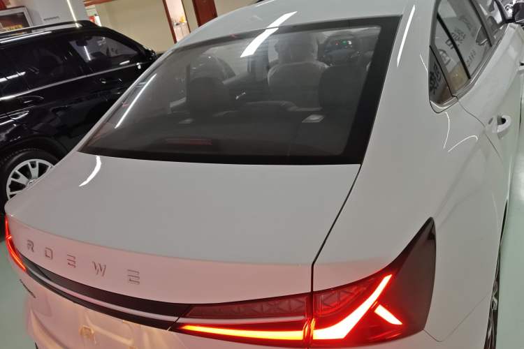 Used Roewe i5 2023 1.5L CVT Luxury Edition