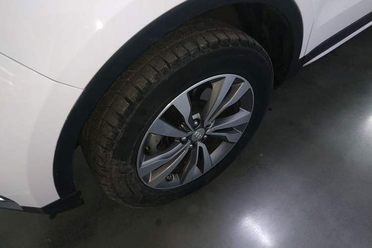 Used Geely Auto Emgrand X7 Sport 2016 1.8TD Automatic ZhiZun Version
