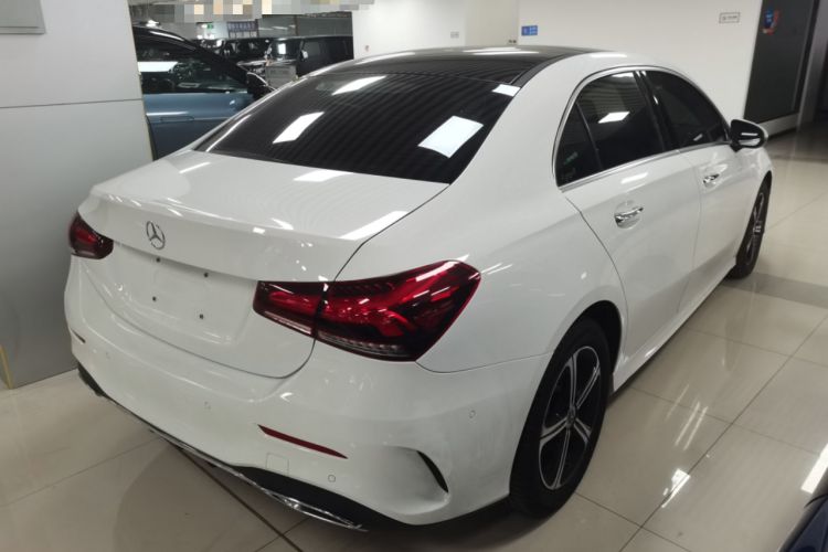 Used Mercedes-Benz A-Class 2022 Revised Version A 200 L Sport Sedan Fashionable Style