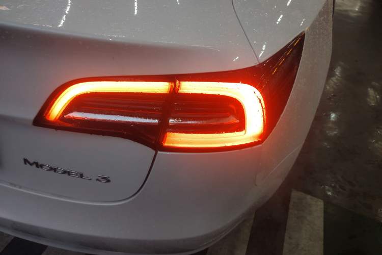 Used Tesla Model 3 2022 Rear-Wheel-Drive Version
