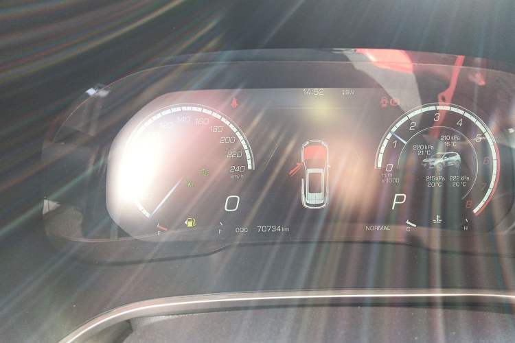 Used Wey VV6 2018 2.0T Two-Wheel-Drive Ultra-Luxury Version China V Standard