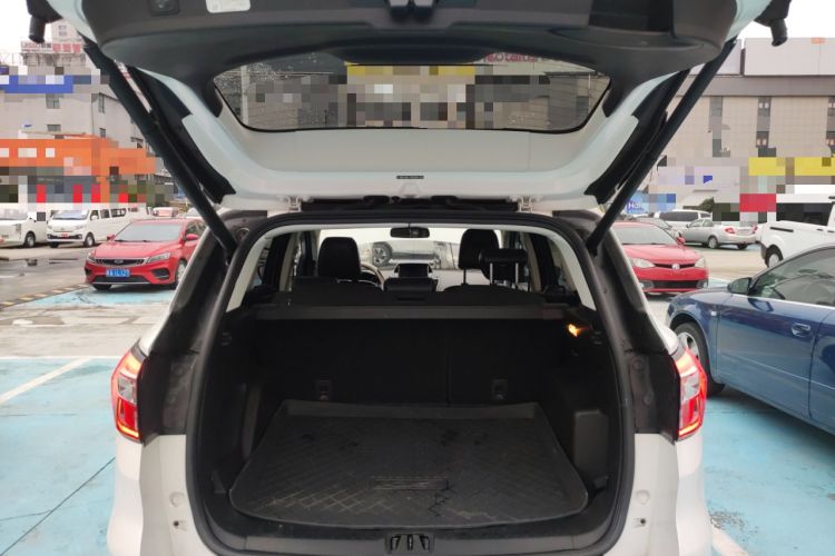 Used Ford Kuga 2019 EcoBoost 180 Two-Wheel-Drive Titanium Plus Model China VI Standard
