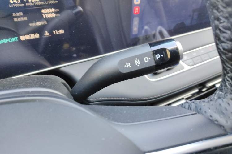 Used Roewe D7 2023 DMH 125km Superior Edition
