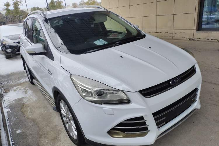 Used Ford Kuga 2015 2.0L GTDi Four-Wheel Drive Prestige Model
