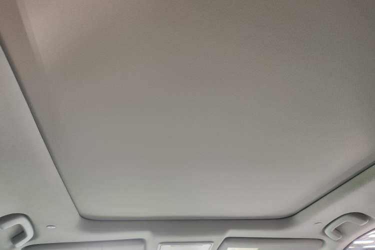 Used Honda Breeze 2023 240TURBO Two-Wheel-Drive Luxury Edition 5 Seats
