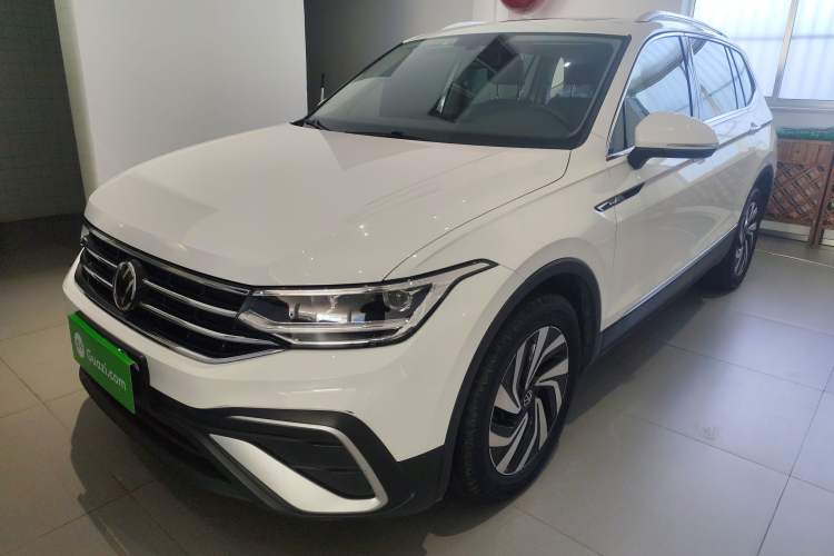 Used Volkswagen Tiguan L 2024 300TSI Automatic Two-Wheel Drive Smart Edition