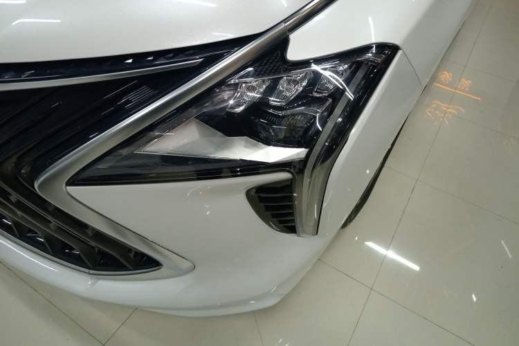 Used FORTHING Yacht 2022 1.5T DCT Chasing-the-Waves Edition
