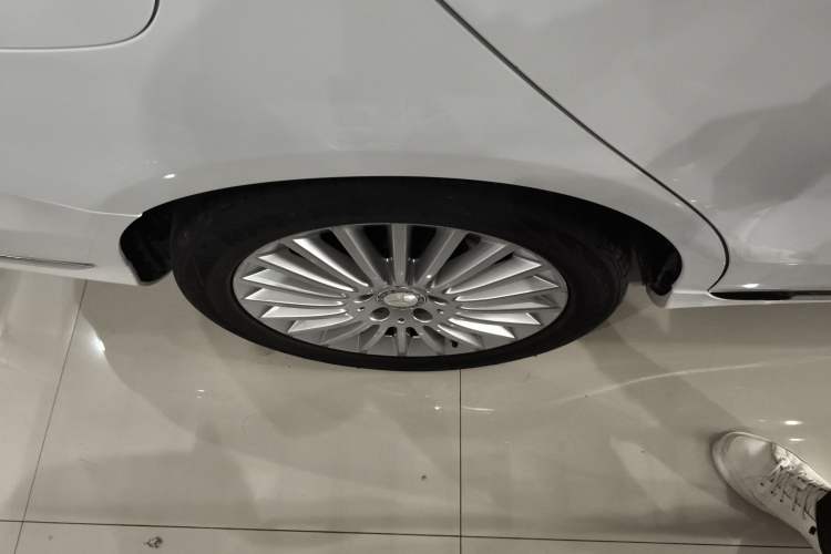 Used Mercedes-Benz C-Class 2015 C 180 L