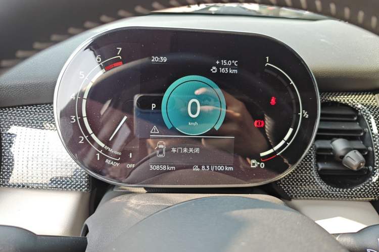 Used  MINI 2022 1.5T COOPER Artist Five-Door Edition
