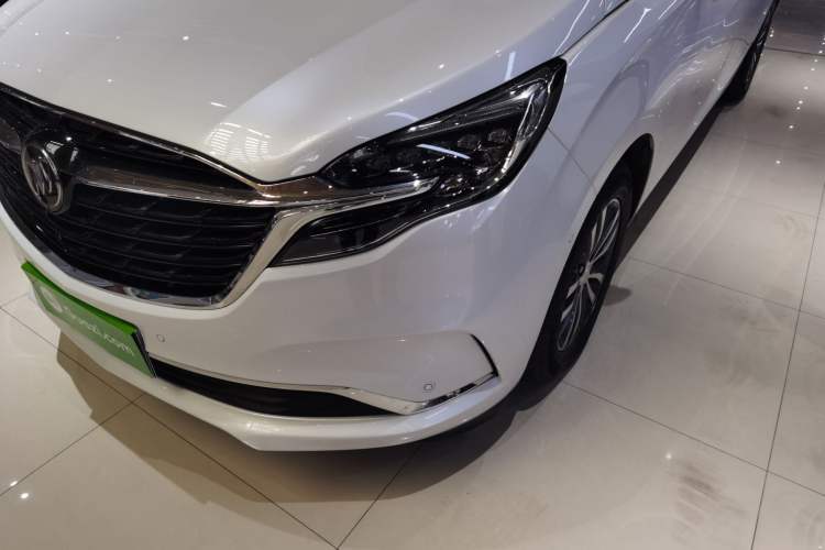 Used Buick GL8 2022 ES Landtrek 653T Luxury Edition
